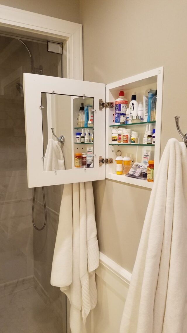 16 MEDICINE IDEAS FOR SMALL BATHROOM THAT WORKS Anuri's Journey