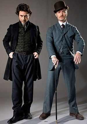 sherlock-holmes-and-dr-watson-halloween-costume-ideas-for-brothers