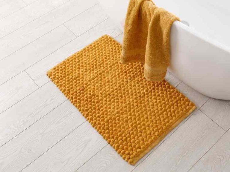 20 ESSENTIAL BATHROOM ITEMS FOR THE HOME Anuri s Journey 20 essential bathroom items for the home anuri s journey