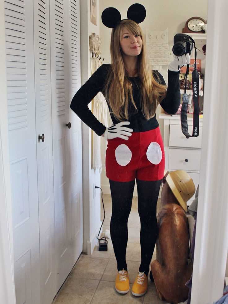 mickey-mouse-costume-diy-disney-halloween-costume-ideas