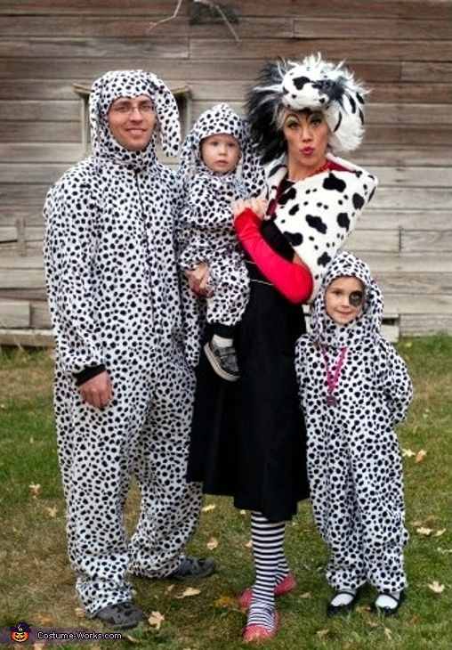 dalmatian-dreams-pajama-halloween-costume-ideas