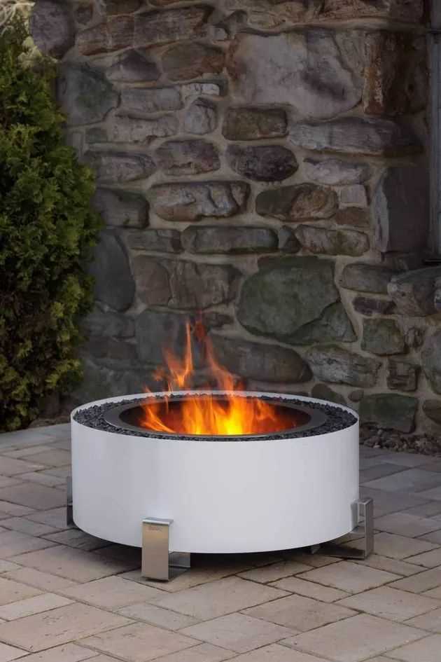 Compact-fire-pit-for-small-budget-and-minimalist-patio-space