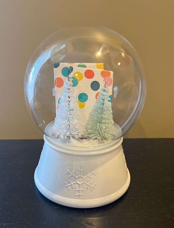 gift-card-snow-globe