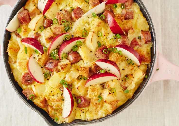 apple-sausage-and-cheddar-breakfast-casserole