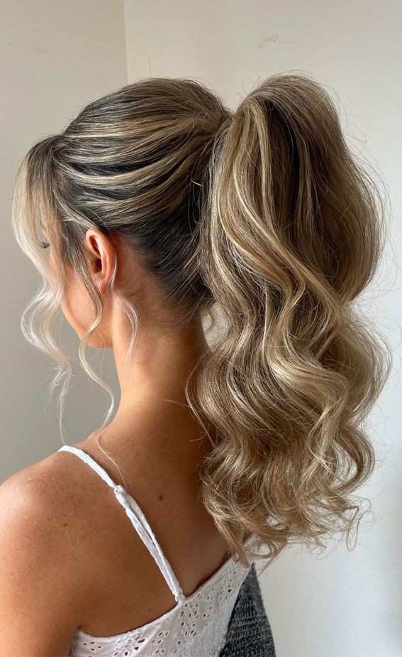 textured-high-ponytail-as-a-thanksgiving-hairstyles-idea