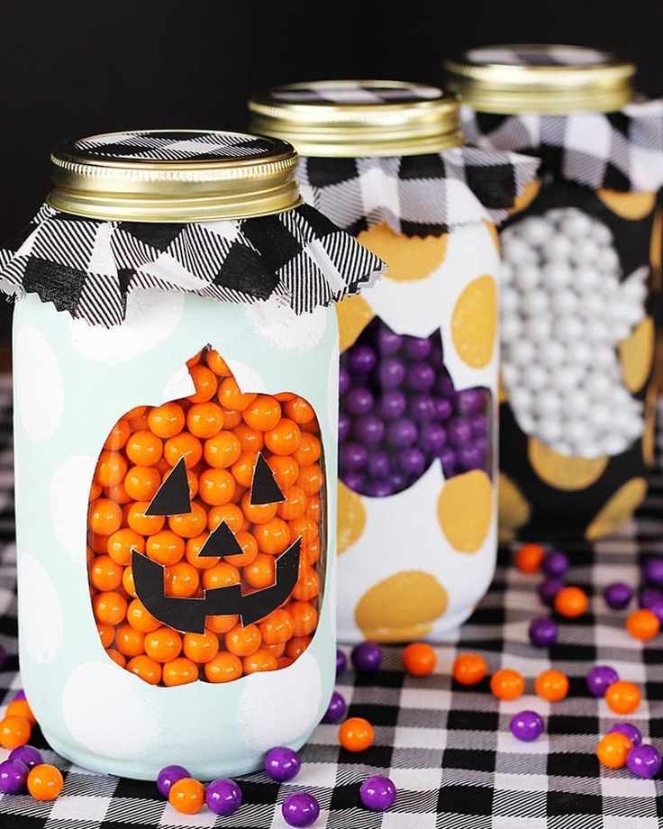 creepy-candy-corn-jars-diy-halloween-mason-jar-ideas