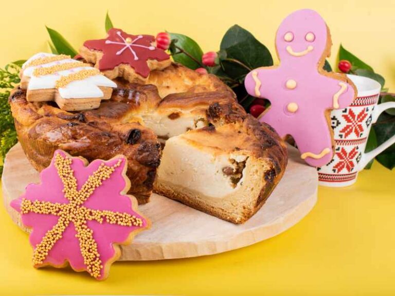 33 BEAUTIFUL CHRISTMAS BRUNCH DECOR IDEAS TO CREATE