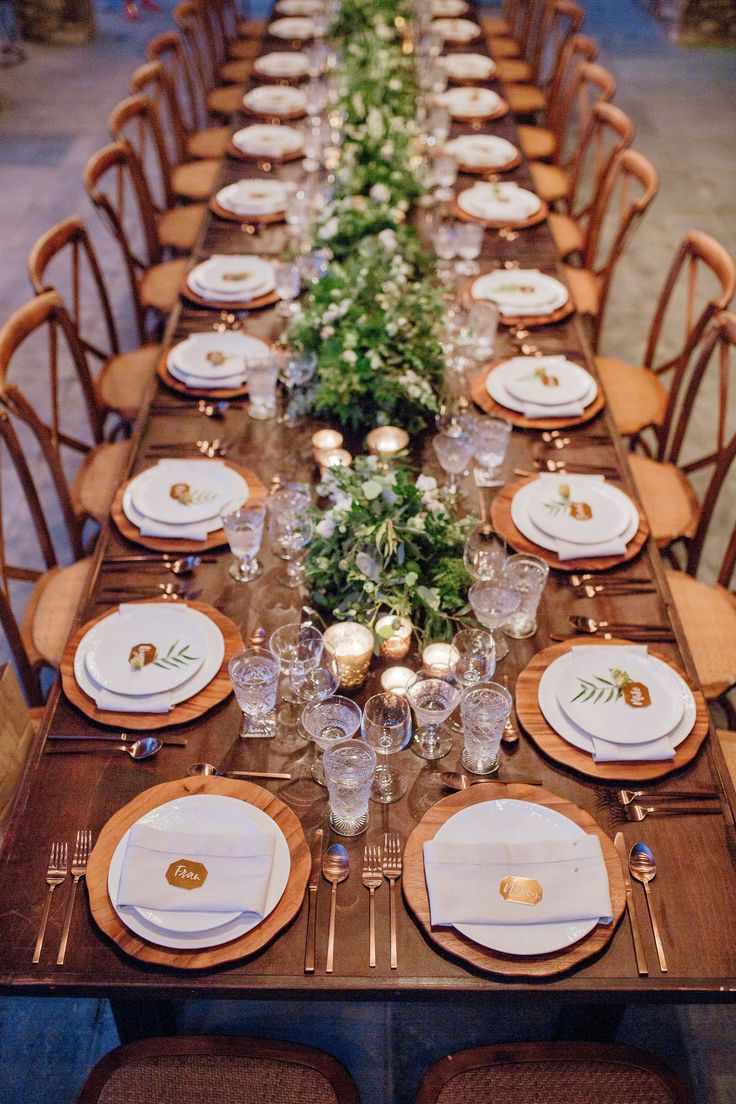 copper-accents-thanksgiving-decorating-ideas