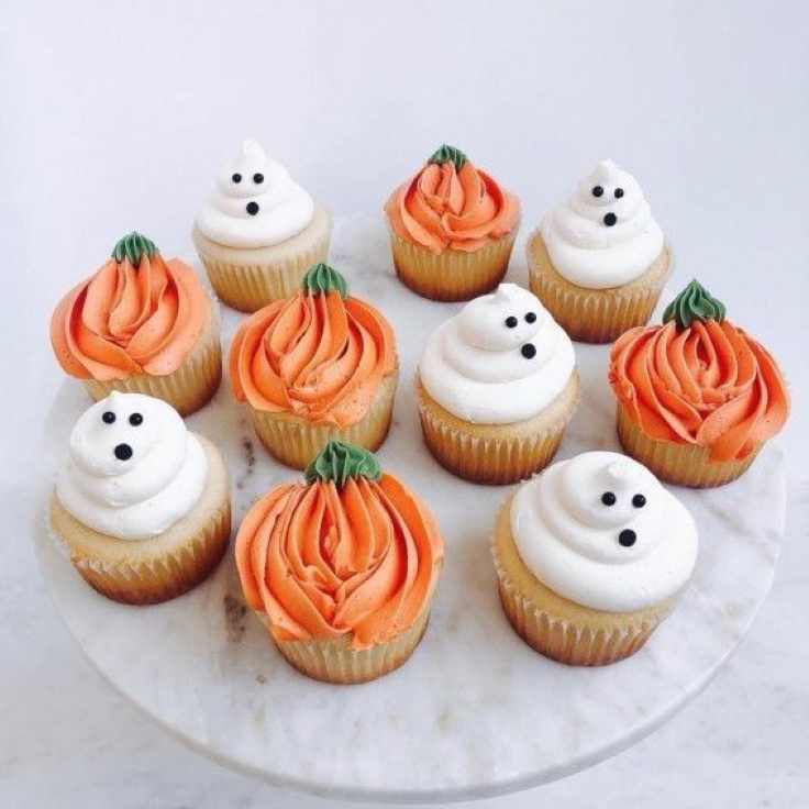 halloween-baking-halloween-date-idea