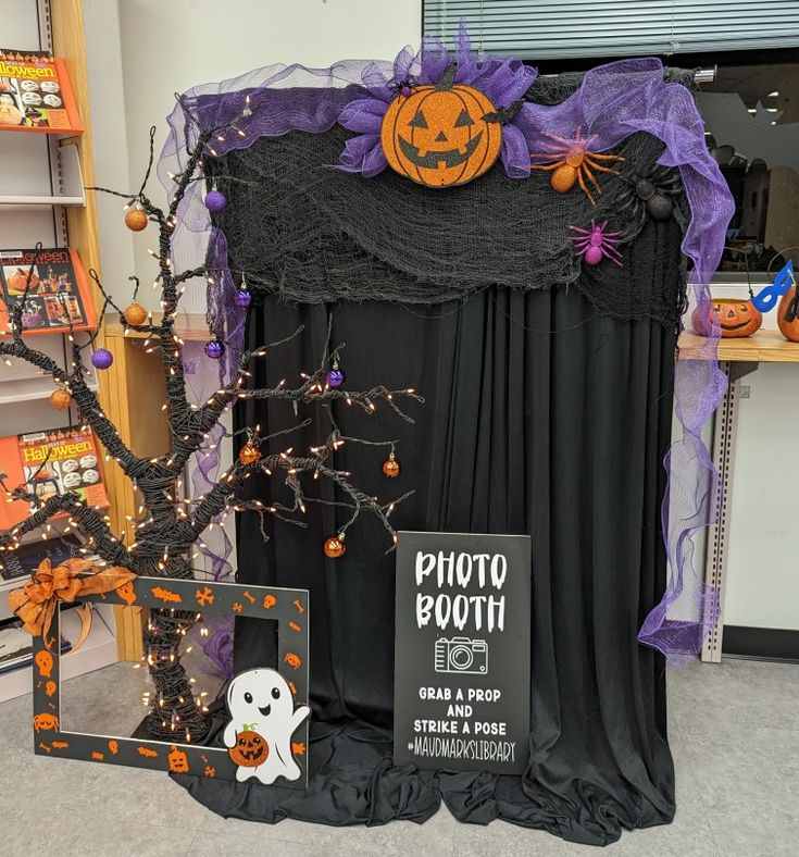 halloween-photo-booth-halloween-activities-to-enjoy