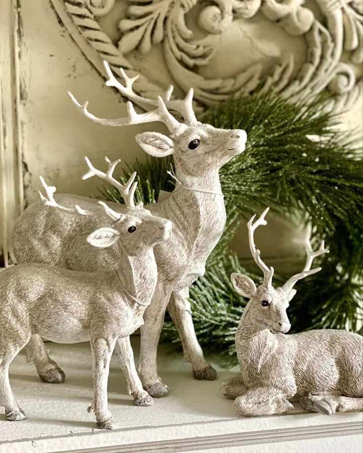 reindeer-figurine