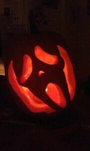 24 CREATIVE PUMPKIN CARVING IDEAS FOR BEGINNERS TO TRY - Anuri's Journey
