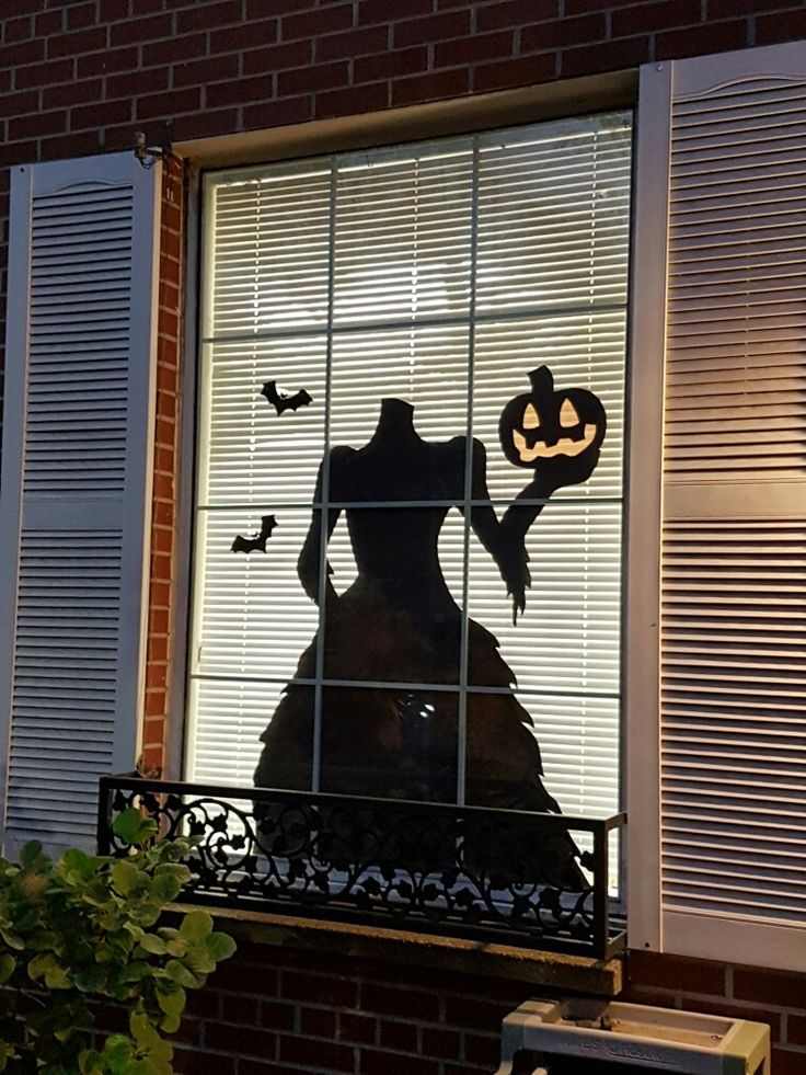 window-painting-halloween-activities-to-enjoy