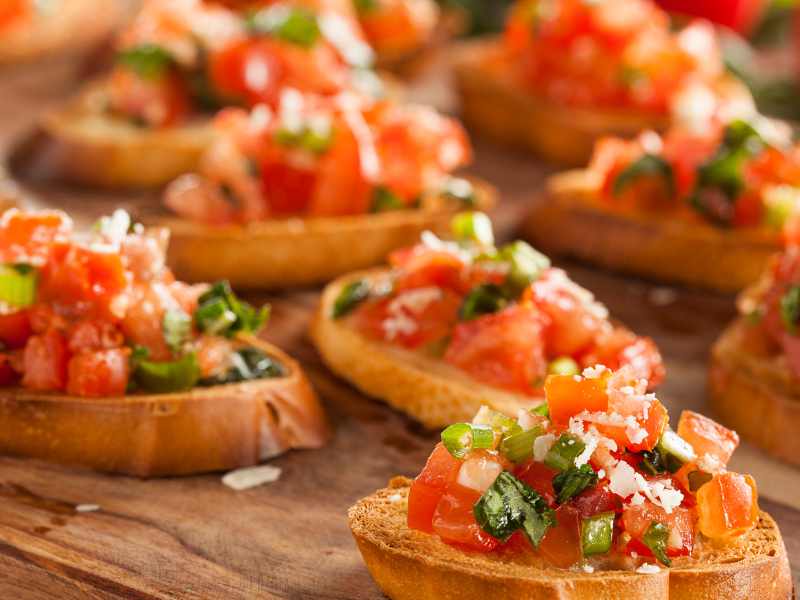 bruschetta-with-tomato-and-basil