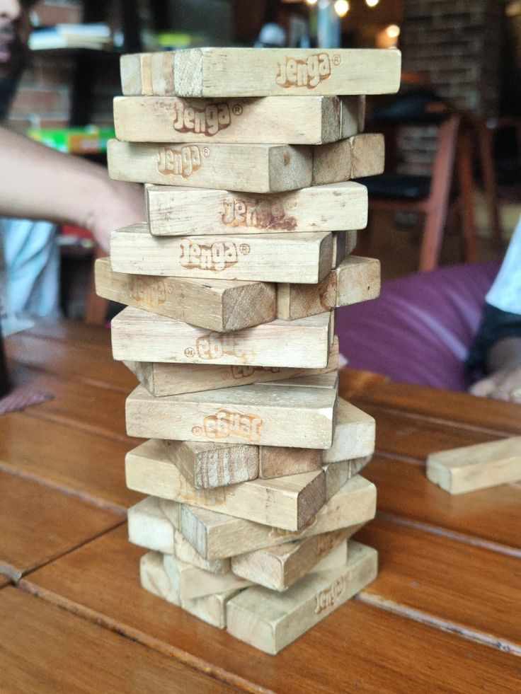 drinking-jenga-cocktail-party-game