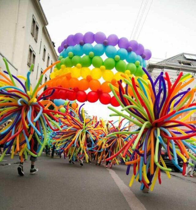 27 MARDI GRAS PARTY GAMES FOR ADULTS - Anuri's Journey