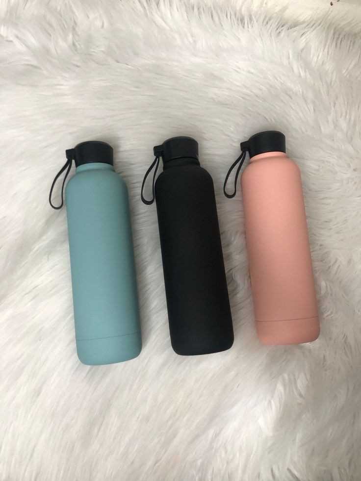 Insulated-Water-Bottle-as-a-Christmas-gift-idea-for-expecting-mothers 