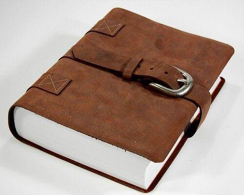  Leather-Journal-as-a-christmas-gift-idea-for-new-boyfriend 