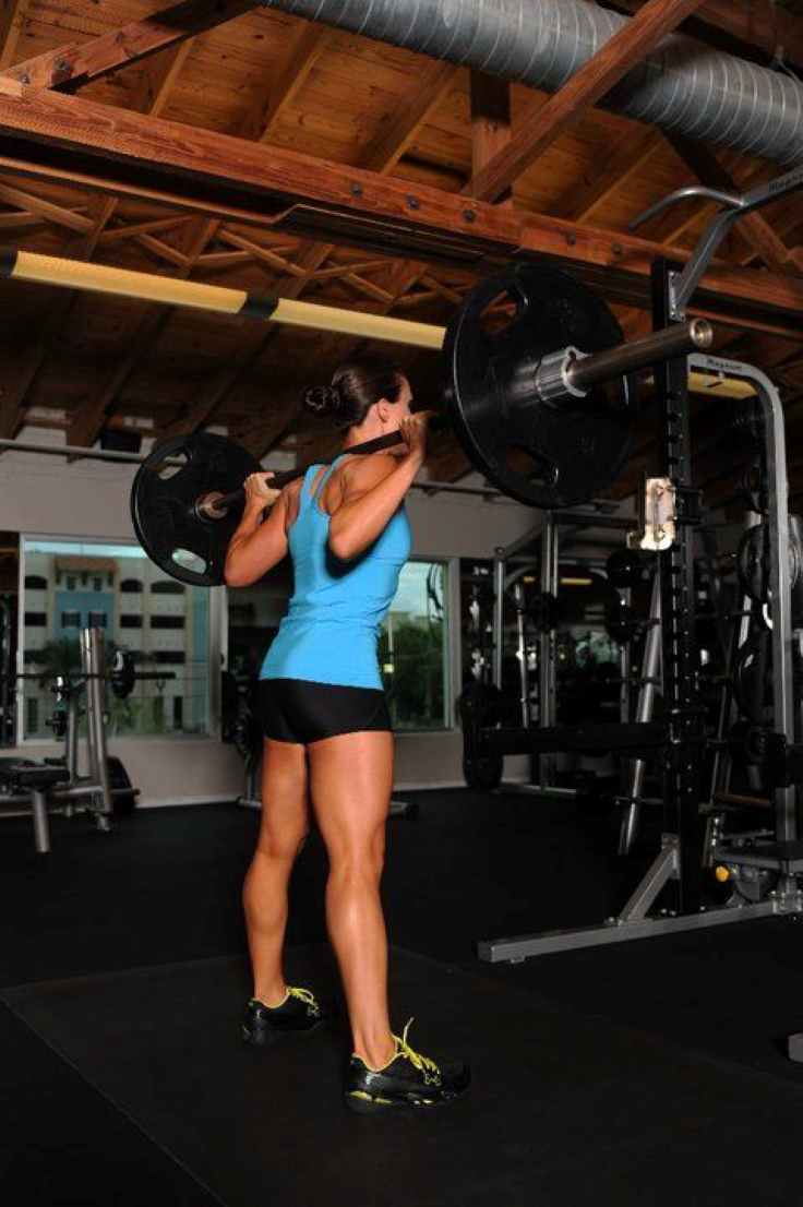 lift-weights-three-times-a-week-smart-fitness-goals-for-new-year