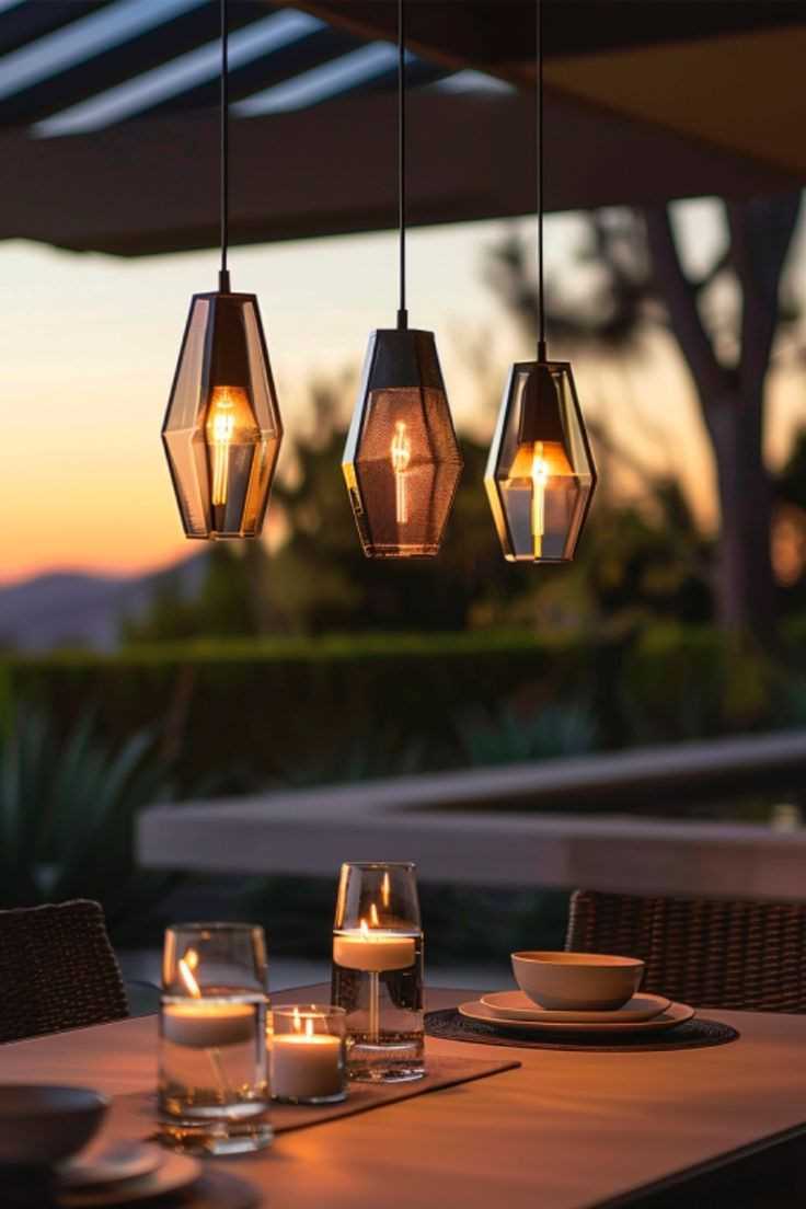 Lighting-as-a-way-to-transform-small-patio-into-multipurpose-space 