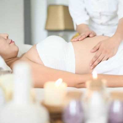 Maternity-Spa-Day-as-a-Christmas-gift-idea-for-expecting-mothers 