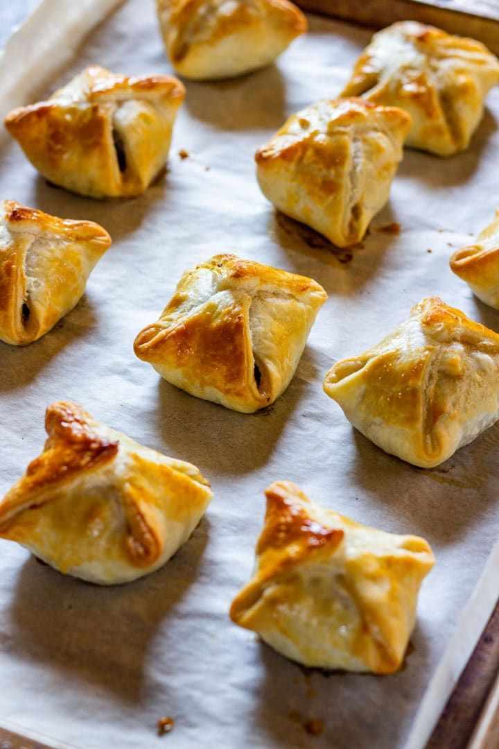 mini-beef-wellington-bites-new-year's-eve-food-ideas