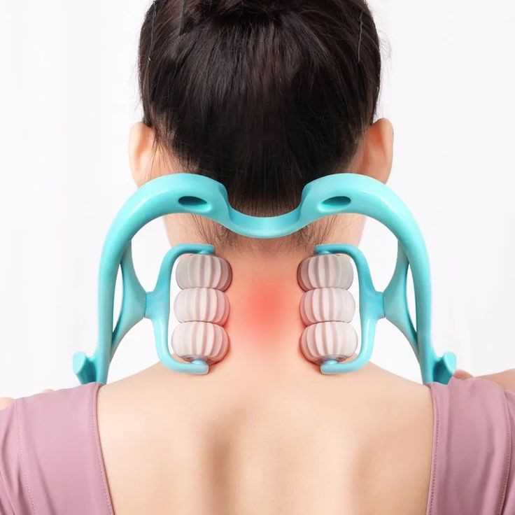 Home-Massage-Device-neck-massager-Family-Portrait-as-a-Christmas-gift-ideas-for-parents-to-love 