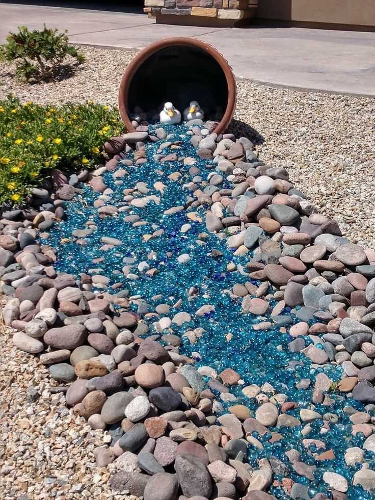 Recycled glass mulch