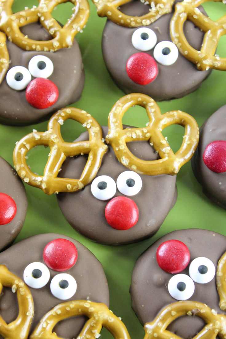 reindeer-oreos-school-christmas-party-food