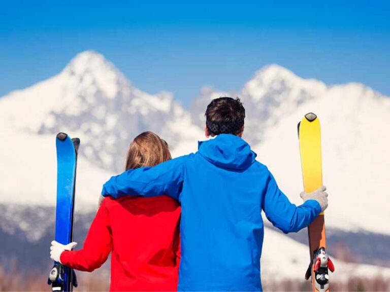 26 FUN WINTER ACTIVITIES FOR COUPLES TO TRY