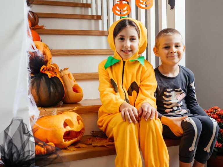 21 CUTE HALLOWEEN COSTUME IDEAS FOR SIBLINGS