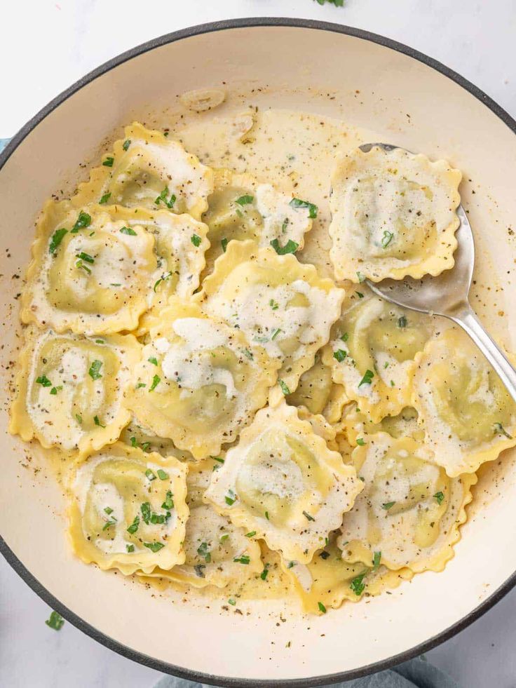 spinach-and-ricotta-ravioli