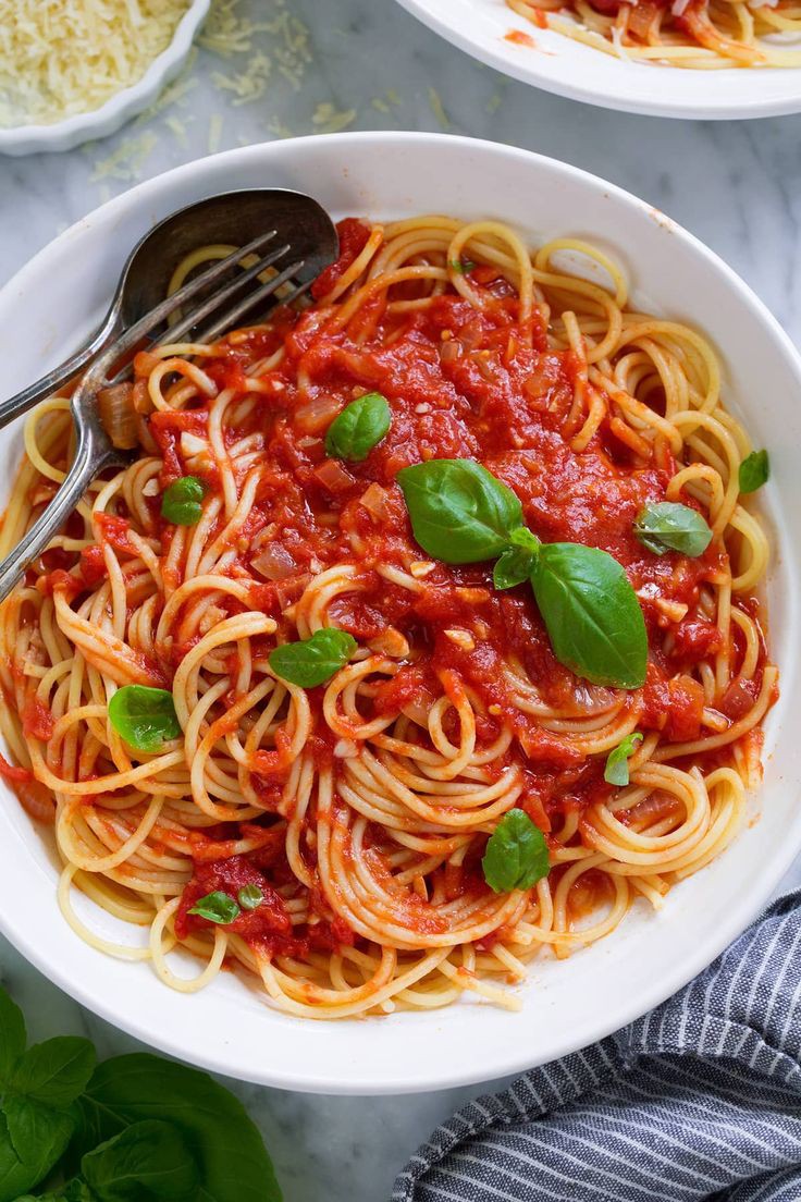 one-pot-spaghetti with-marinara-sauce