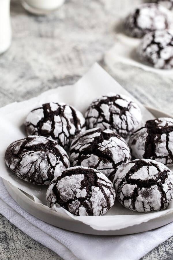 chocolate-crinkle-cookies-chocolate-desserts-for-chocoholics