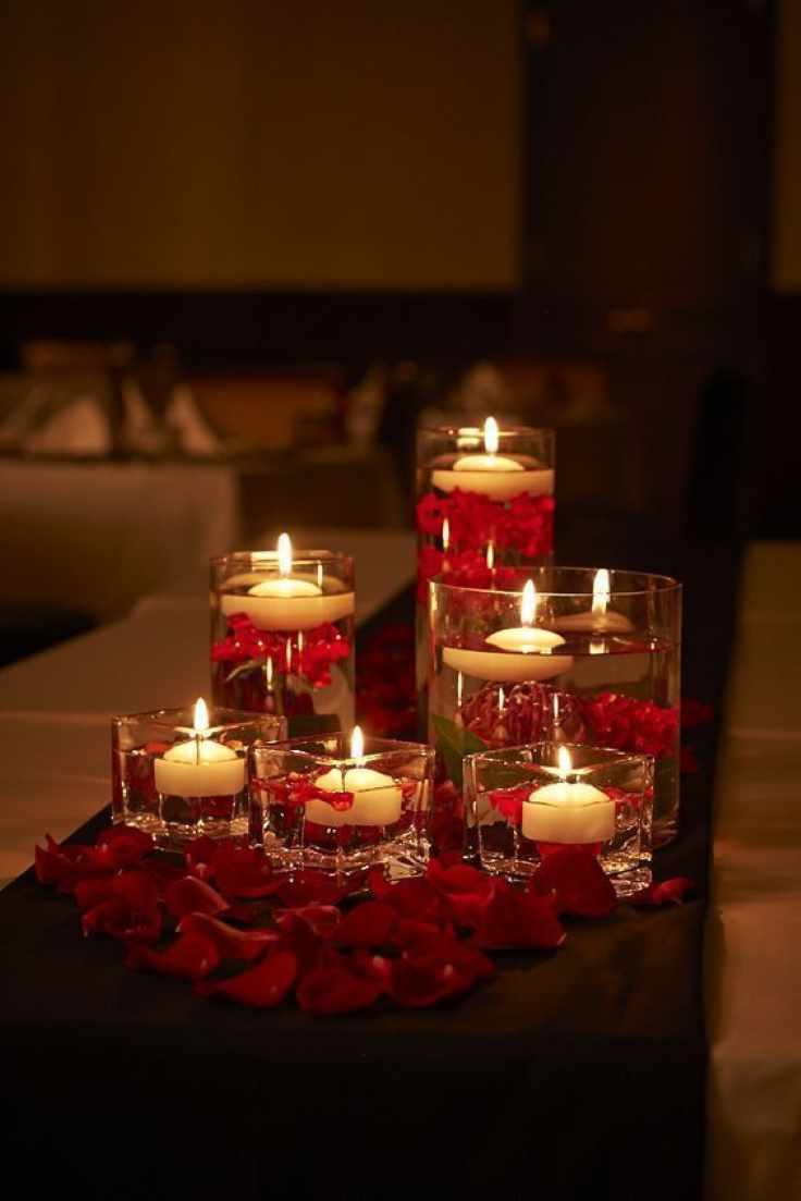 candlelit-dinner-at-home-valentine's-day-date-ideas