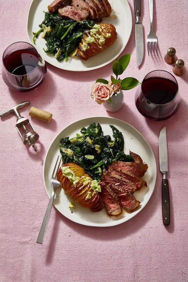 cook-dinner-together-valentine's-day-date-ideas