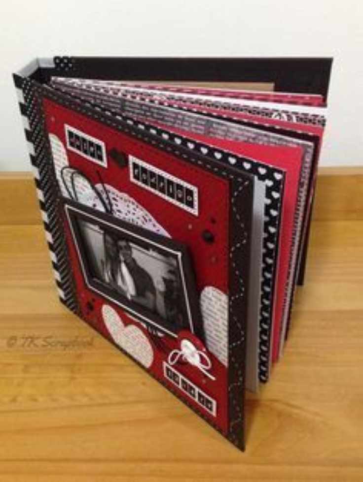 create-a-photo-album-together-valentine's-day-date-ideas