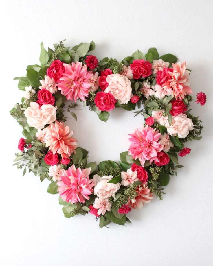 diy-floral-heart-wreath