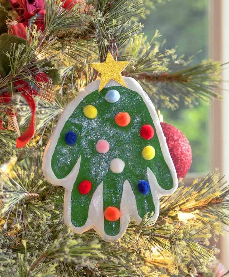 handprint-ornaments