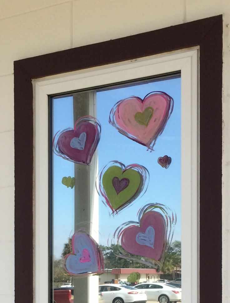 heart-window-clings-diy-valentine's-day-decor-ideas