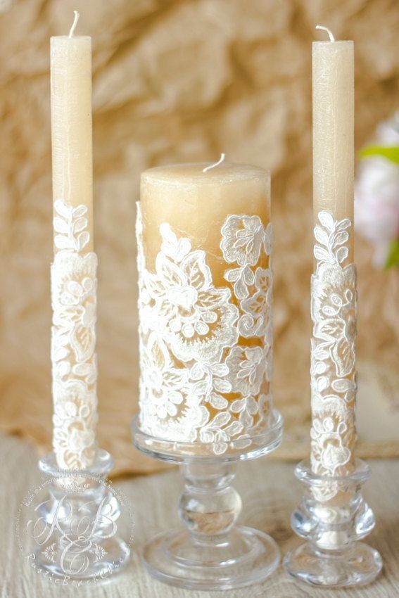 Lace-wrapped-candles-for-weddings