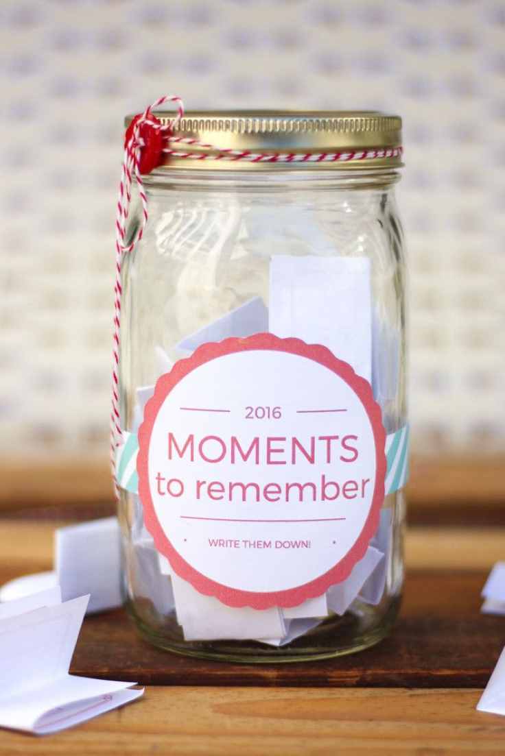 memory-lane-jar-valentine's-day-surprise-ideas