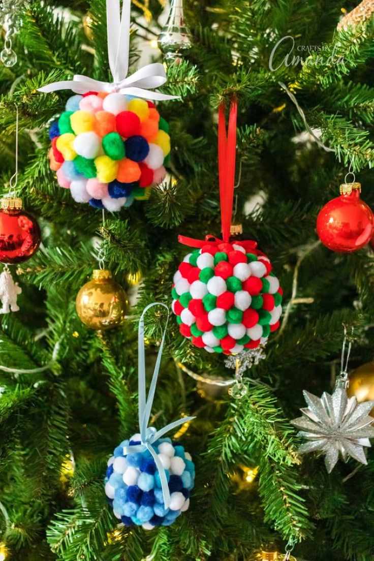 pom-pom-ornaments