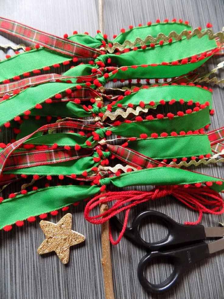 scrap-ribbon-tree-ornaments