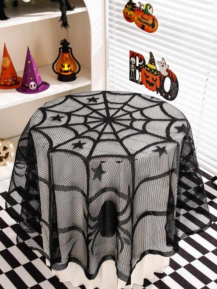 spiderweb-tablecloth