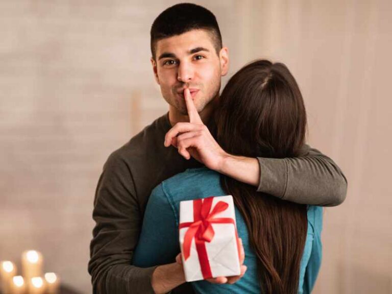 Top 20 Valentine&rsquo;s day gift ideas for her