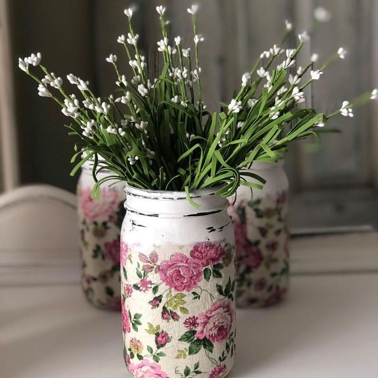 painted-mason-jar-vases