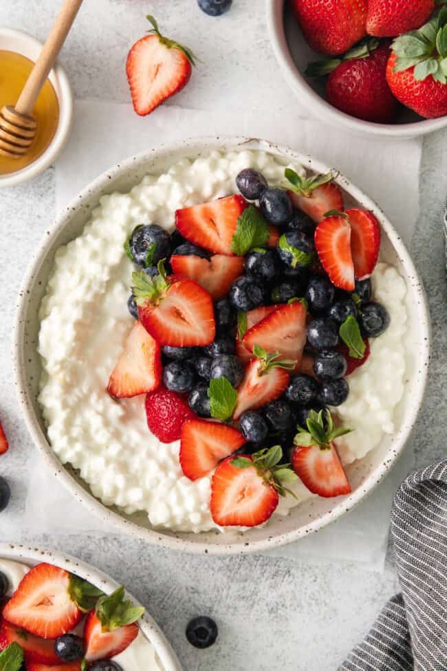 cottage-cheese-with-fruit-snack-ideas-for-kids