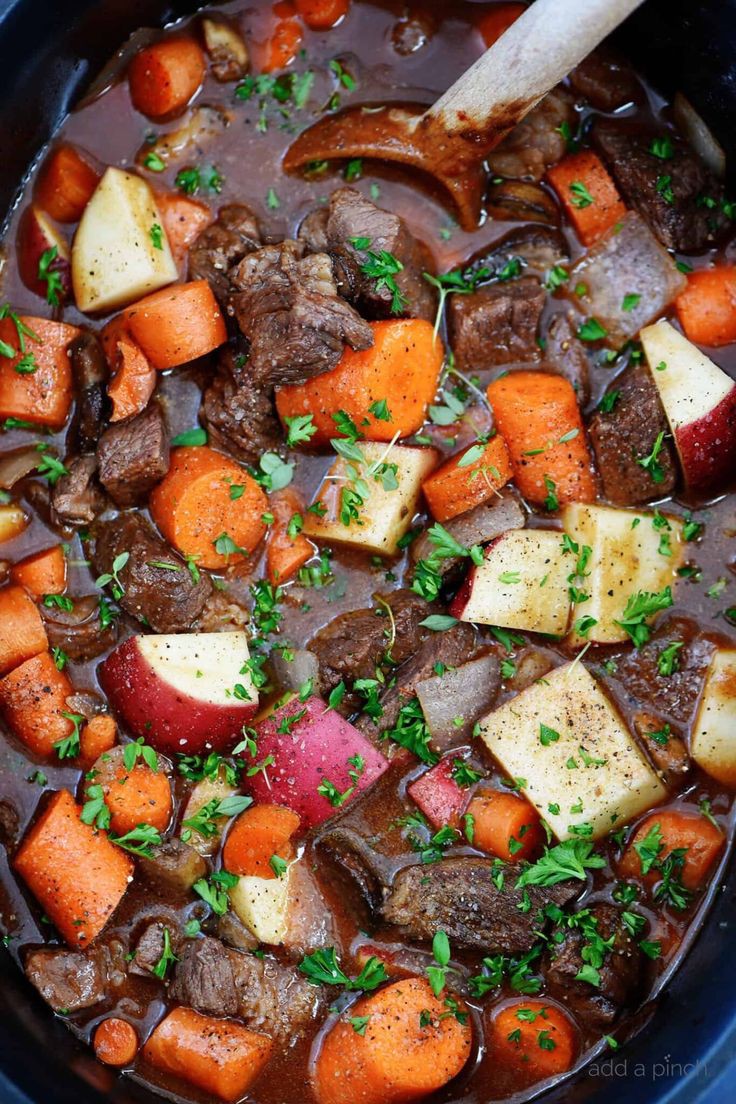 slow-cooker-beef-bourguignon