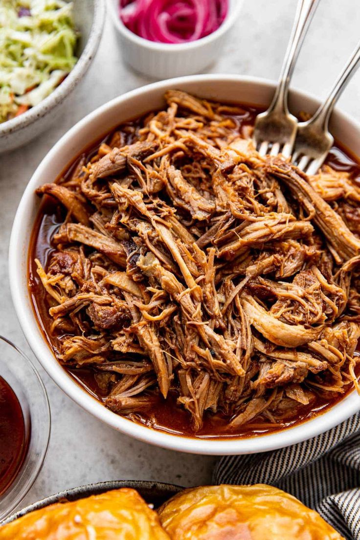 slow-cooker-pulled-pork-food-recipes-made-with-slow-cooker